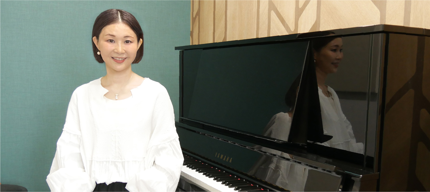 女性ピアノ講師：MASAKO